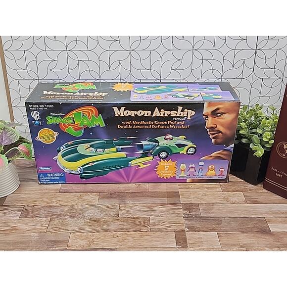 1996 Warner Bros. Space Jam Moron Airship Vehicle Toy with 5 Nerdlucks Figures - Picture 1 of 6